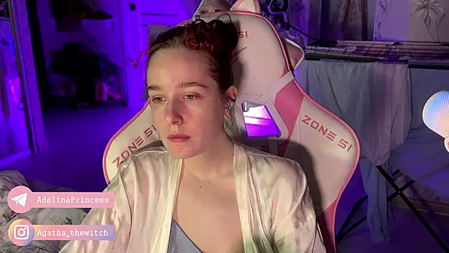 Snapshot of pearl_princess_ chatting on 02-22-25, 12:49 pearl princess online show from 02-22-25, 12:49