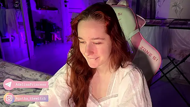 Snapshot of pearl_princess_ chatting on 02-24-25, 12:20 pearl princess online show from 02-24-25, 12:20