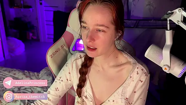 Snapshot of pearl_princess_ chatting on 03-08-25, 06:43 pearl princess online show from 03-08-25, 06:43