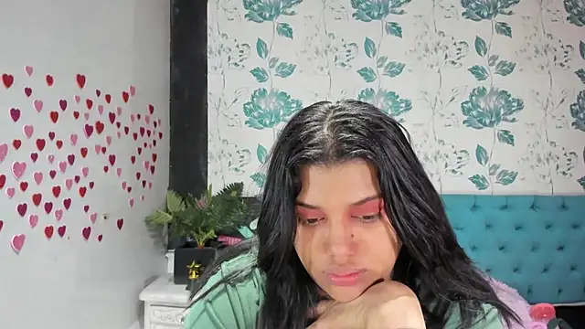 LindaBreeS online show from 03-11-25, 05:13