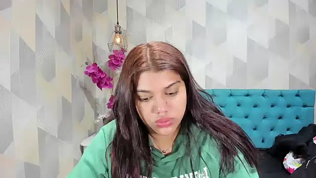 LindaBreeS online show from 09-22-25, 01:13