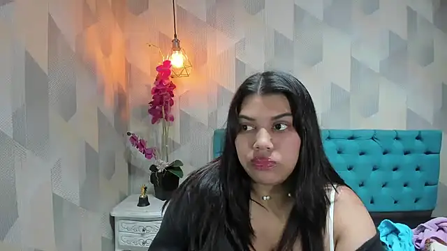 Snapshot of LindaBreeS chatting on 02-28-26, 10:11 LindaBreeS online show from 02-28-26, 10:11