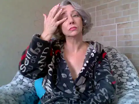 Snapshot of Lorie_Carrie chatting on 11-02-25, 09:11 Lorie Carrie online show from 11-02-25, 09:11