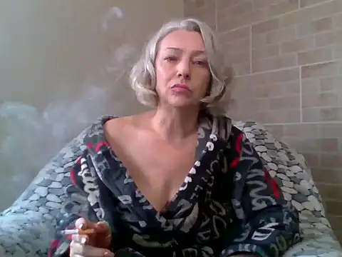 Snapshot of Lorie_Carrie chatting on 12-15-25, 10:41 Lorie Carrie online show from 12-15-25, 10:41