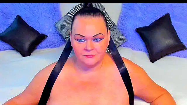 MilanaBiegert online show from 11-05-25, 07:08