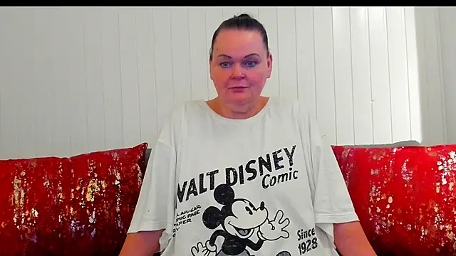 MilanaBiegert online show from 01-18-26, 02:54