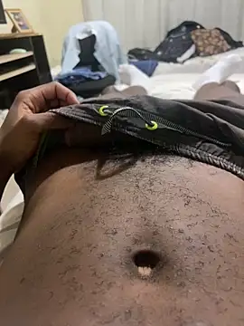 eirdxxx online show from 01-04-25, 03:40