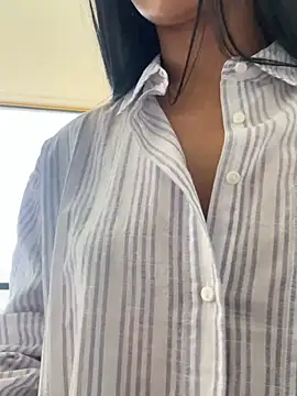 Nikothyna online show from 03-15-26, 06:25