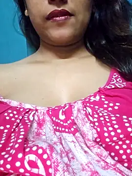 Snapshot of sexyindi_couple chatting on 09-24-25, 05:55 sexyindi couple online show from 09-24-25, 05:55