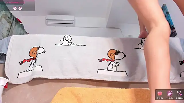 Snapshot of Bornforporn_ chatting on 10-06-25, 05:16 Bornforporn  online show from 10-06-25, 05:16