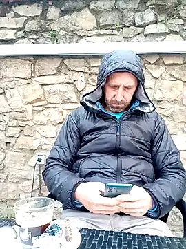 Snapshot of BZHsex chatting on 02-11-25, 08:26 BZHsex online show from 02-11-25, 08:26