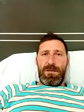 Snapshot of BZHsex chatting on 03-07-25, 08:22 BZHsex online show from 03-07-25, 08:22