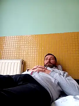 Snapshot of BZHsex chatting on 03-22-25, 01:19 BZHsex online show from 03-22-25, 01:19