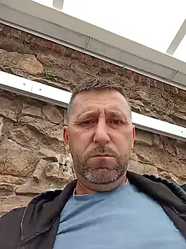 Snapshot of BZHsex chatting on 06-19-26, 01:15 BZHsex online show from 06-19-26, 01:15