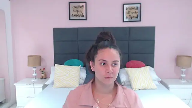 Snapshot of MadisonJenner chatting on 01-11-25, 05:31 MadisonJenner online show from 01-11-25, 05:31