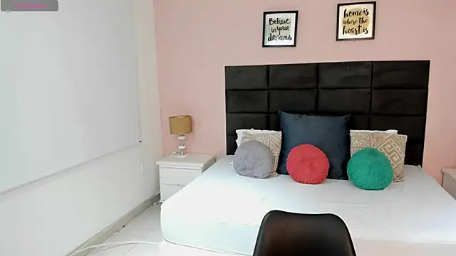 MadisonJenner online show from 11-16-25, 12:22