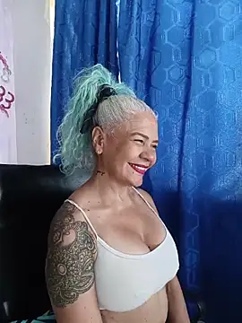 freyadevil333 online show from 04-26-26, 05:32