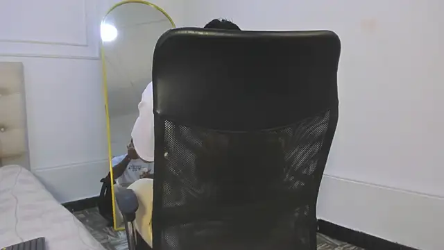 Big furry bear13 online show from 02-05-26, 03:49