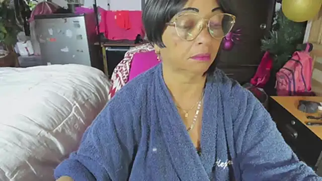 Mrs mommy  online show from 11-16-25, 03:06