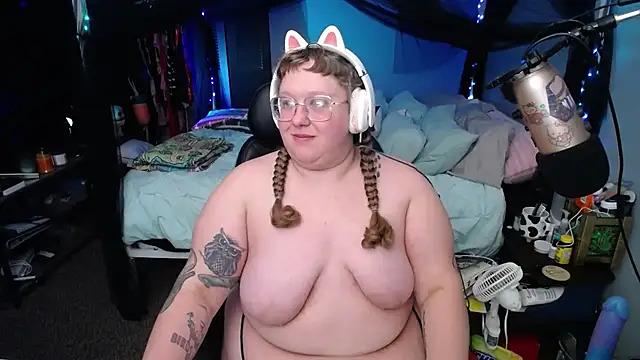 FatVeronica online show from 02-20-25, 01:30