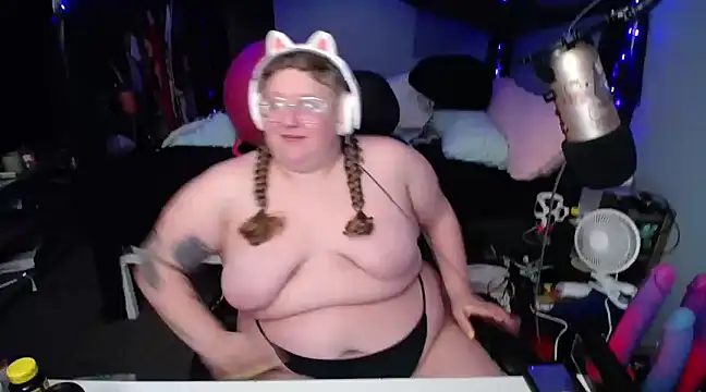 FatVeronica online show from 03-16-25, 11:49