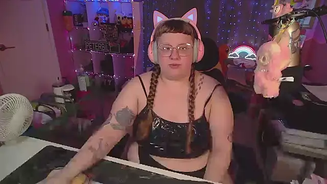 FatVeronica online show from 03-21-26, 05:16