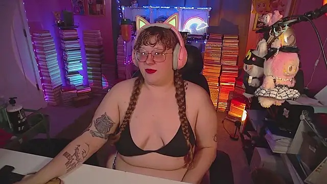 FatVeronica online show from 07-08-26, 05:17