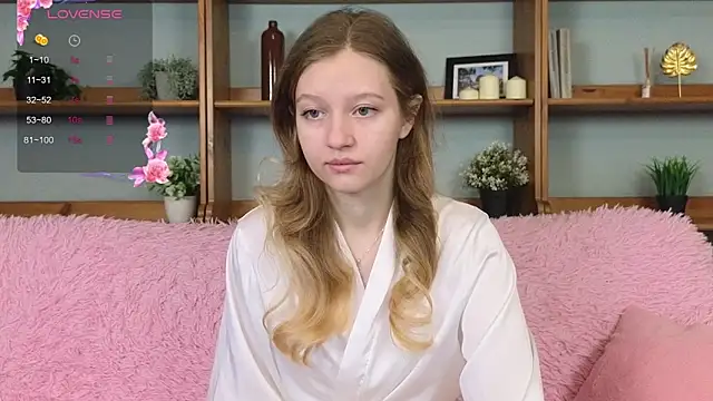 Ksuhesa online show from 11-25-25, 01:16