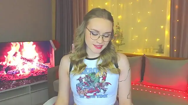 Aurora Golden1 online show from 01-24-25, 04:28