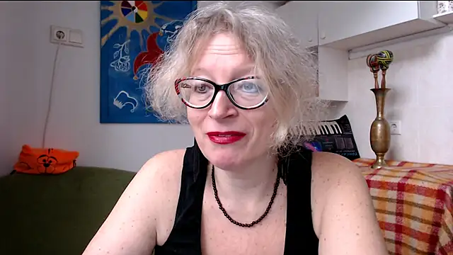 Snapshot of Zosya1111 chatting on 02-08-25, 09:13 Zosya1111 online show from 02-08-25, 09:13