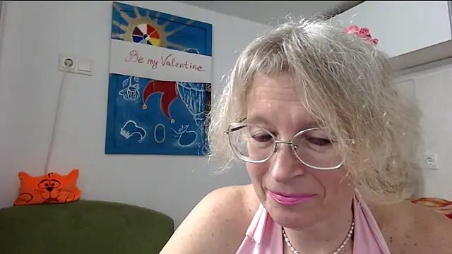 Snapshot of Zosya1111 chatting on 02-14-25, 07:23 Zosya1111 online show from 02-14-25, 07:23