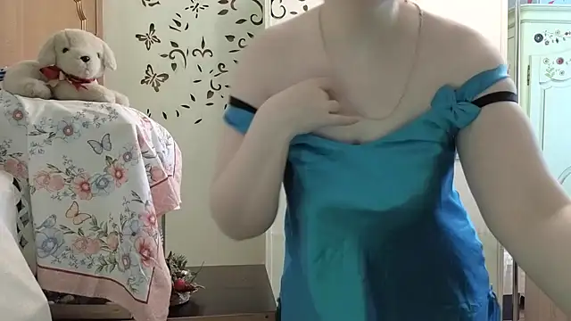 LucyZeph online show from 08-07-26, 09:11