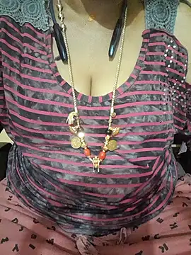 Snapshot of negatamil chatting on 11-17-25, 04:24 negatamil online show from 11-17-25, 04:24