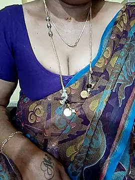 Snapshot of negatamil chatting on 12-19-25, 03:52 negatamil online show from 12-19-25, 03:52