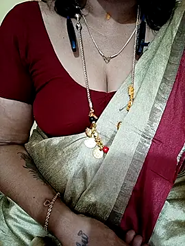 Snapshot of negatamil chatting on 12-21-25, 04:47 negatamil online show from 12-21-25, 04:47