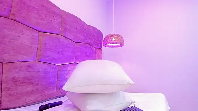 lia ass  online show from 09-26-25, 09:41