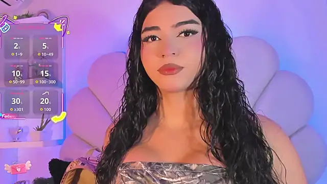 Summer walkerr online show from 11-17-25, 12:44