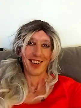 Snapshot of AlexiaXXL chatting on 12-21-25, 12:40 AlexiaXXL online show from 12-21-25, 12:40