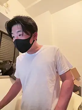 Snapshot of MTKIK chatting on 02-14-25, 11:21 MTKIK online show from 02-14-25, 11:21