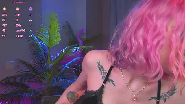 Snapshot of Kinky_Girls chatting on 01-28-25, 03:35 Kinky Girls online show from 01-28-25, 03:35