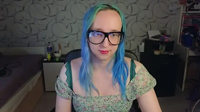 Snapshot of TheTrixy chatting on 05-30-26, 05:54 TheTrixy online show from 05-30-26, 05:54