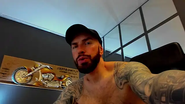 AronGrant online show from 03-25-26, 10:43