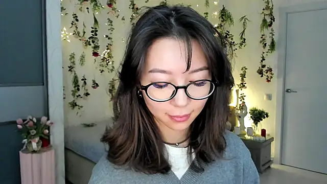 AgnieszkaBanana online show from 04-22-26, 03:09