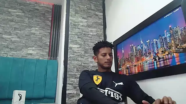 Chris Dick23 online show from 01-10-26, 04:03