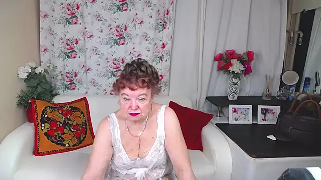YourHotGranny online show from 03-03-26, 10:43