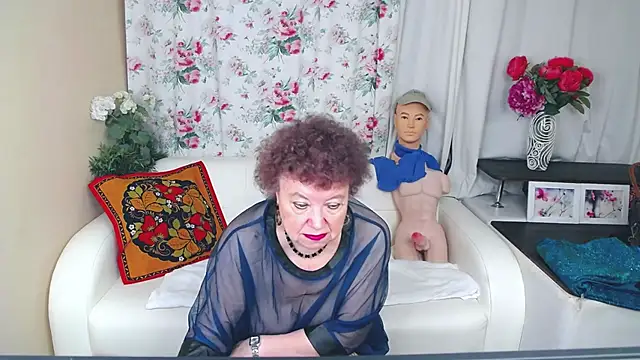 Snapshot of YourHotGranny chatting on 05-27-26, 11:07 YourHotGranny online show from 05-27-26, 11:07