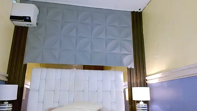 Nicole Ramires online show from 02-19-26, 02:57