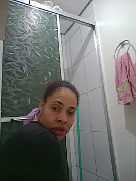 Snapshot of Su_Duarte_1 chatting on 07-08-26, 01:43 Su Duarte 1 online show from 07-08-26, 01:43
