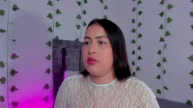 Miaa Garcia online show from 06-16-26, 11:07