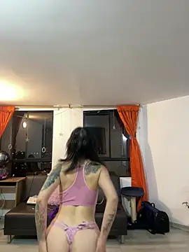 Alicia Ortiiz online show from 12-20-24, 11:47